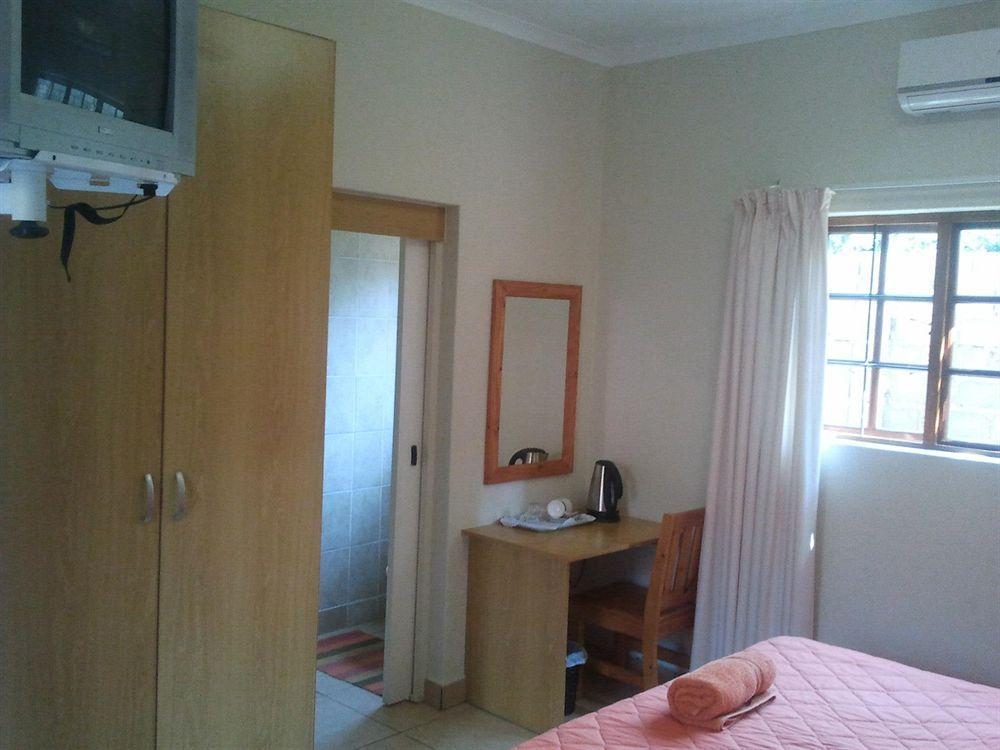 Country Link Guest Lodge Komatipoort Exterior foto