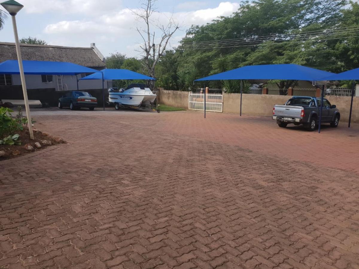 Country Link Guest Lodge Komatipoort Exterior foto